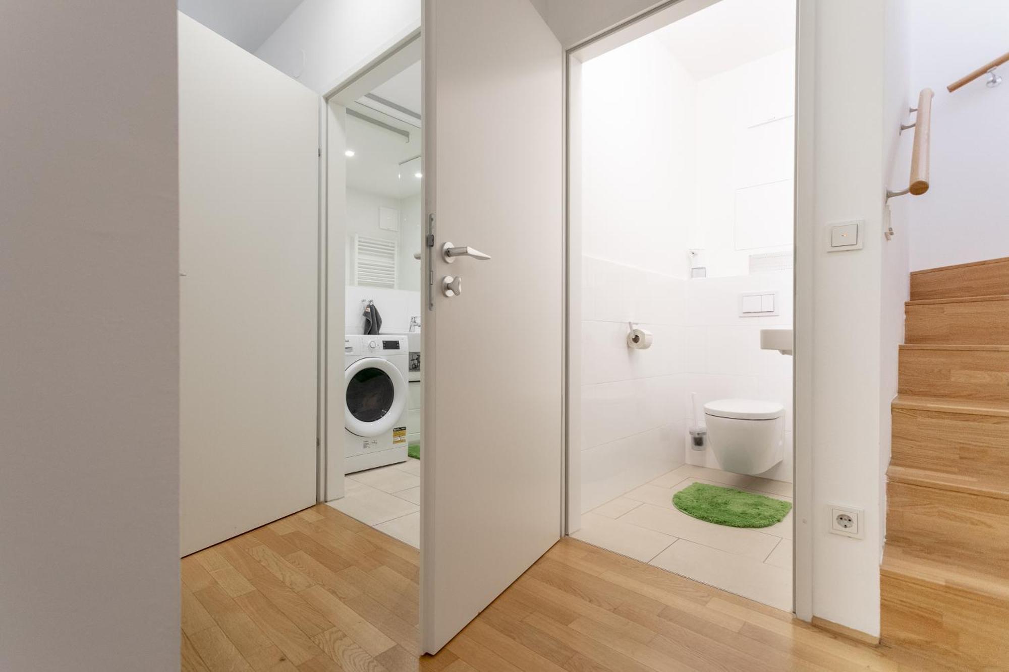 Private Room With Ac- Microwave, Personal Fridge & Metro Access - 7 Min To Center Wenen Buitenkant foto